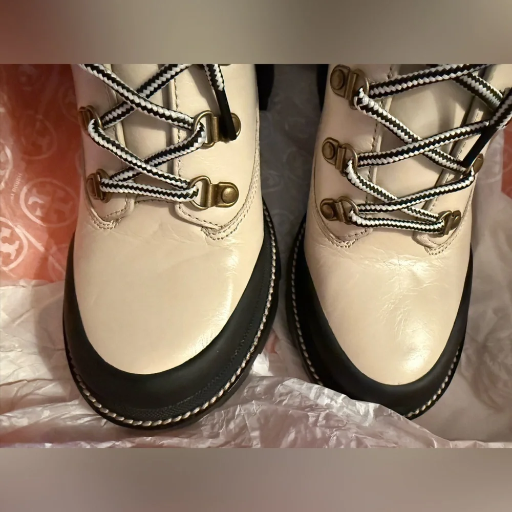 Tory Burch Ankle Boot Lug Sole Hiker NEW Waxy Cow Leather w Box US 8
